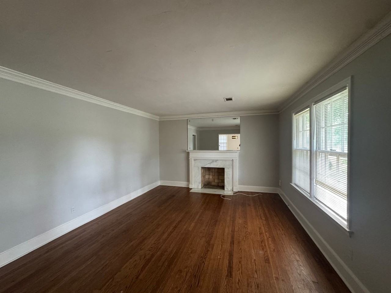 3143 Gilmer Ave - Photo 3 of 23