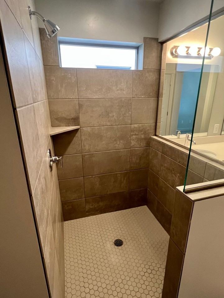 6028 S Ersa Ln - Photo 6 of 15