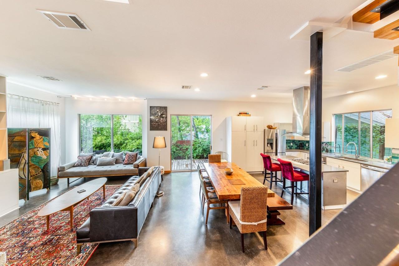 1902 Alegria Rd - Photo 4 of 49