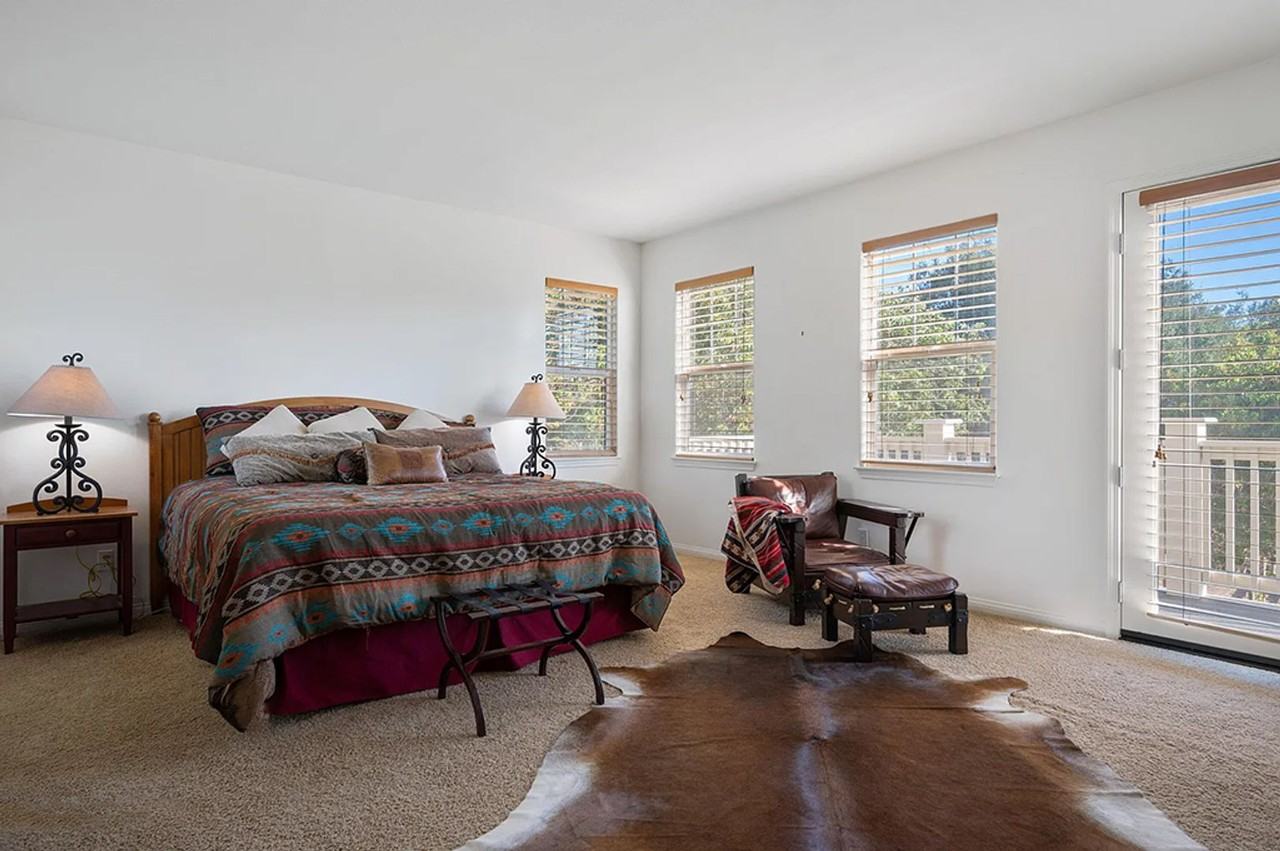 477 Hawk Canyon Ct - Photo 7 of 31