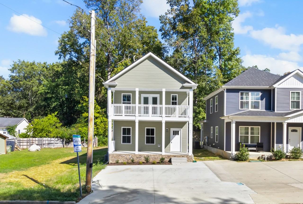 441 Reynolds St - Photo 4 of 25