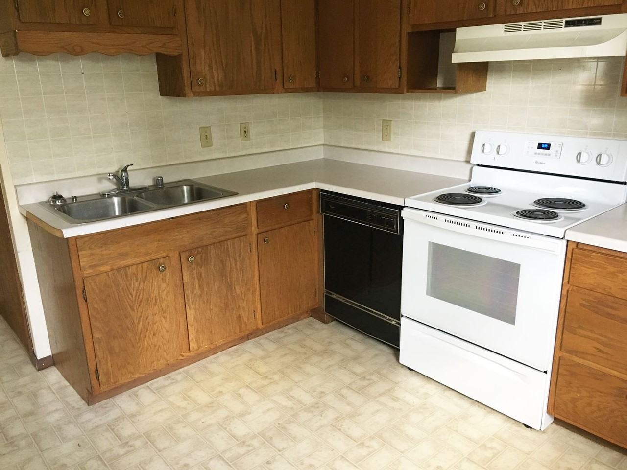 617 N 3rd Ave - Photo 3 of 14