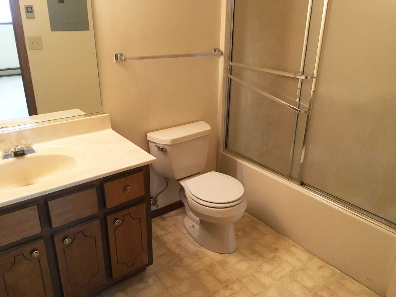 617 N 3rd Ave - Photo 6 of 14