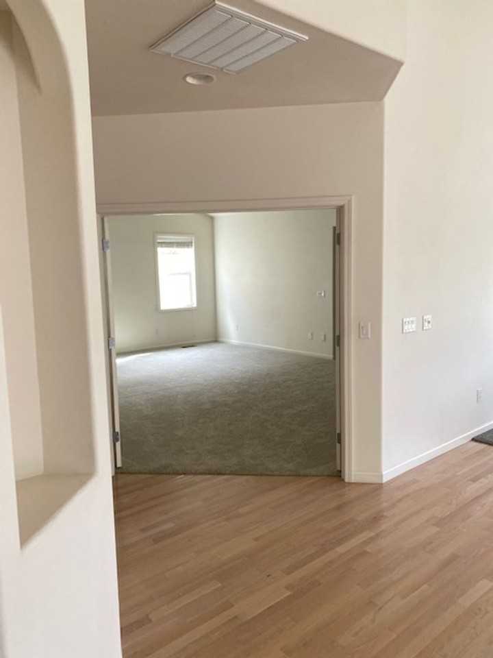 3631 Fieldbrook Ave - Photo 5 of 21