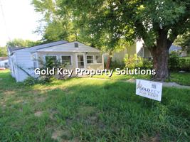 featured image of 316 E 36th St