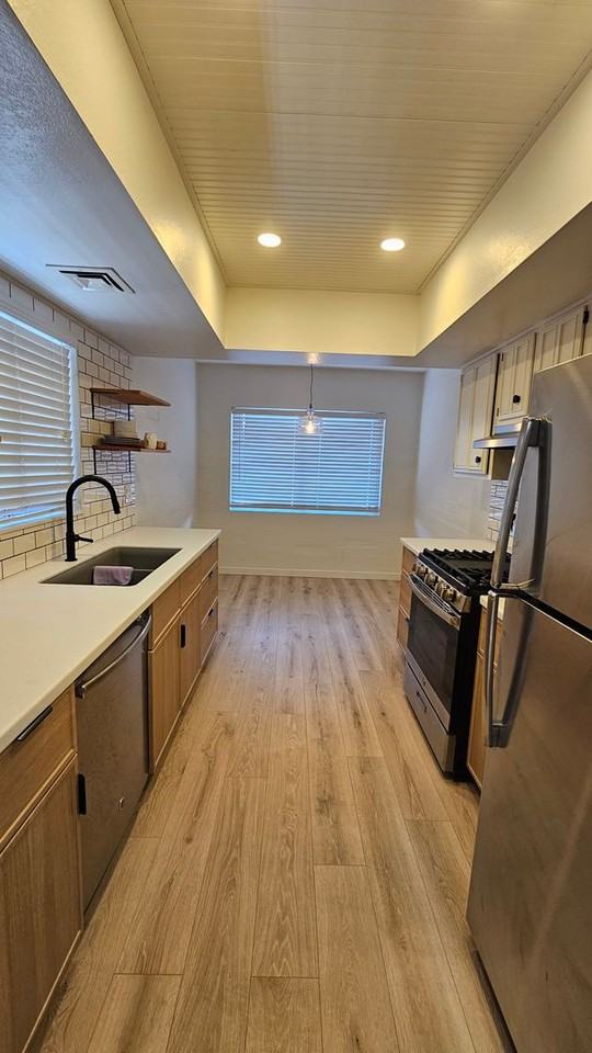 2525 E Prince Rd #49 - Photo 4 of 14