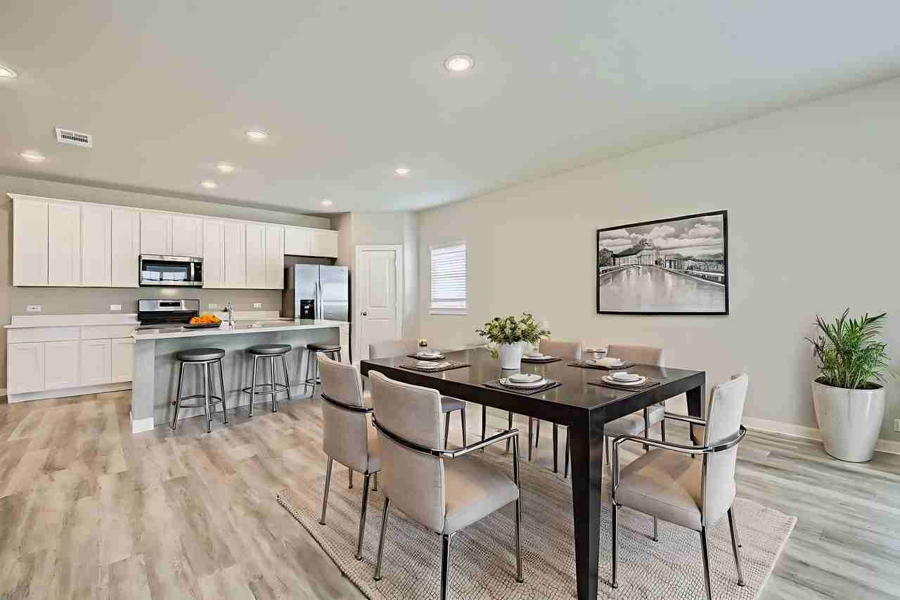4017 Dayton Dr - Photo 3 of 7