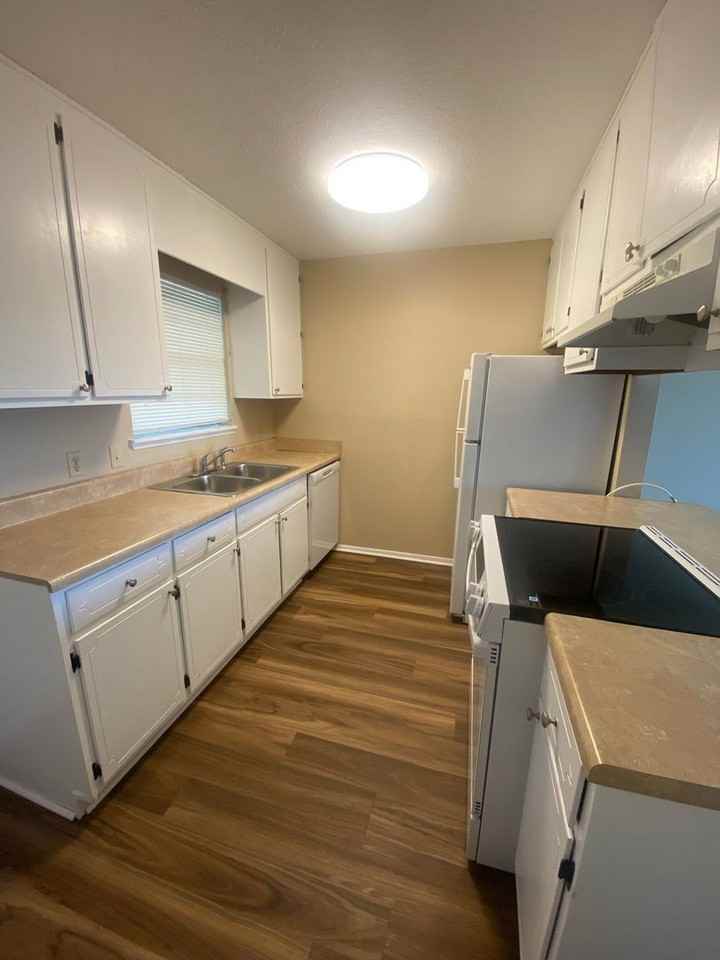 289 Sukoshi Dr - Photo 4 of 10