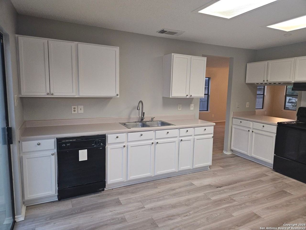 5322 Sagerock Pass - Photo 6 of 15