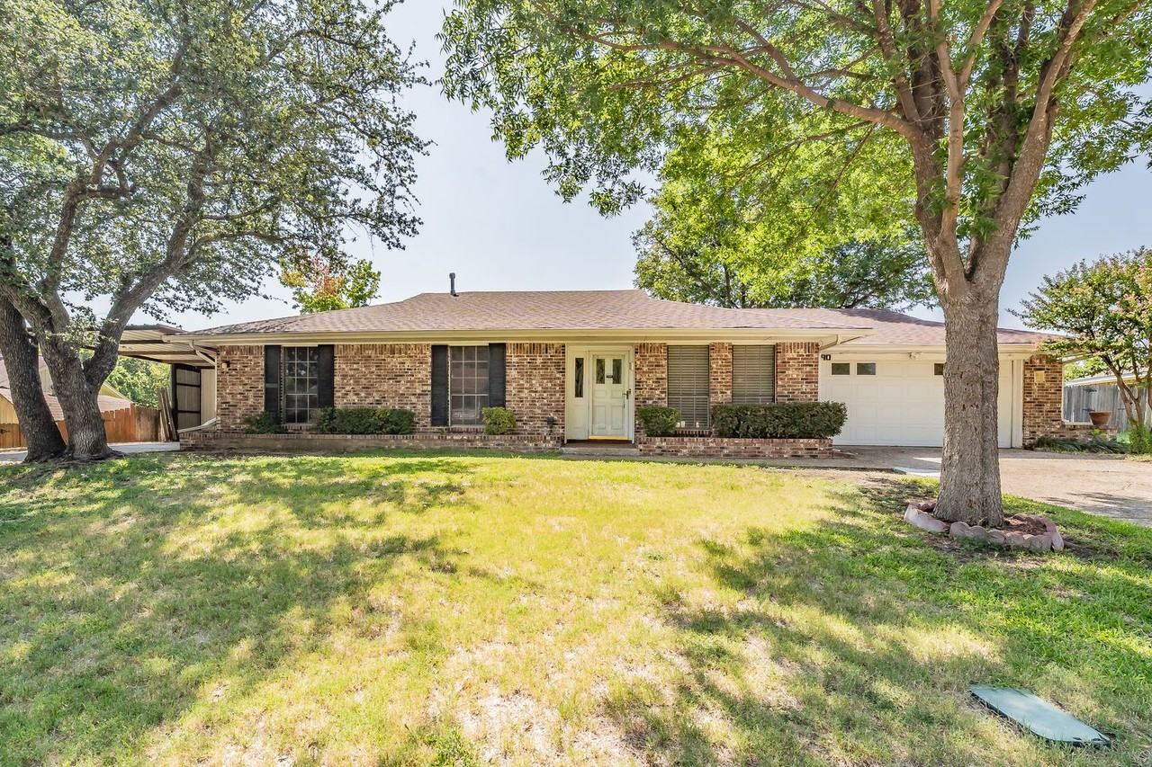2890 Elsinor Dr - Photo 2 of 38