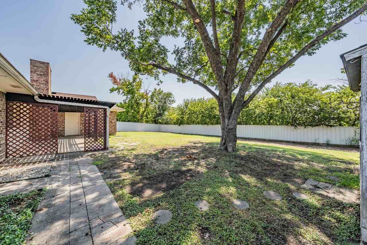 2890 Elsinor Dr - Photo 7 of 38