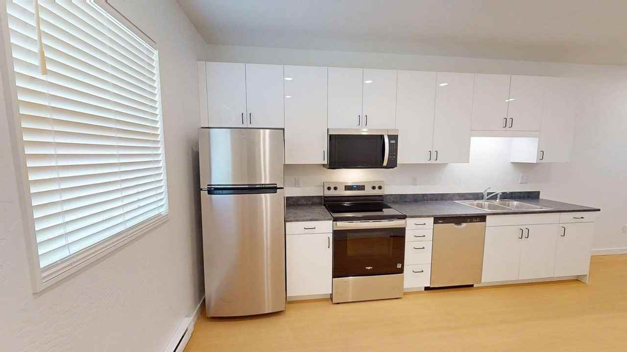 Floral Park Flats - Photo 2 of 11