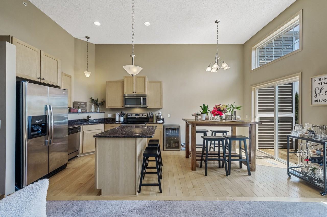 7147 153rd Ter - Photo 3 of 40