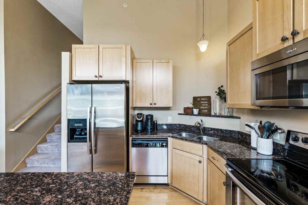 7147 153rd Ter - Photo 4 of 40