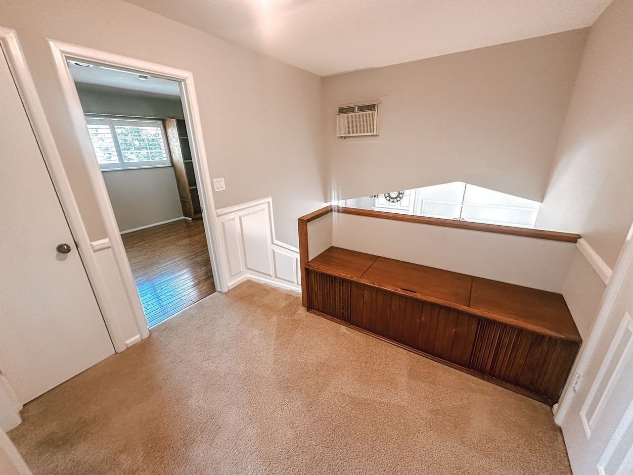 870 Saturn Way - Photo 3 of 18