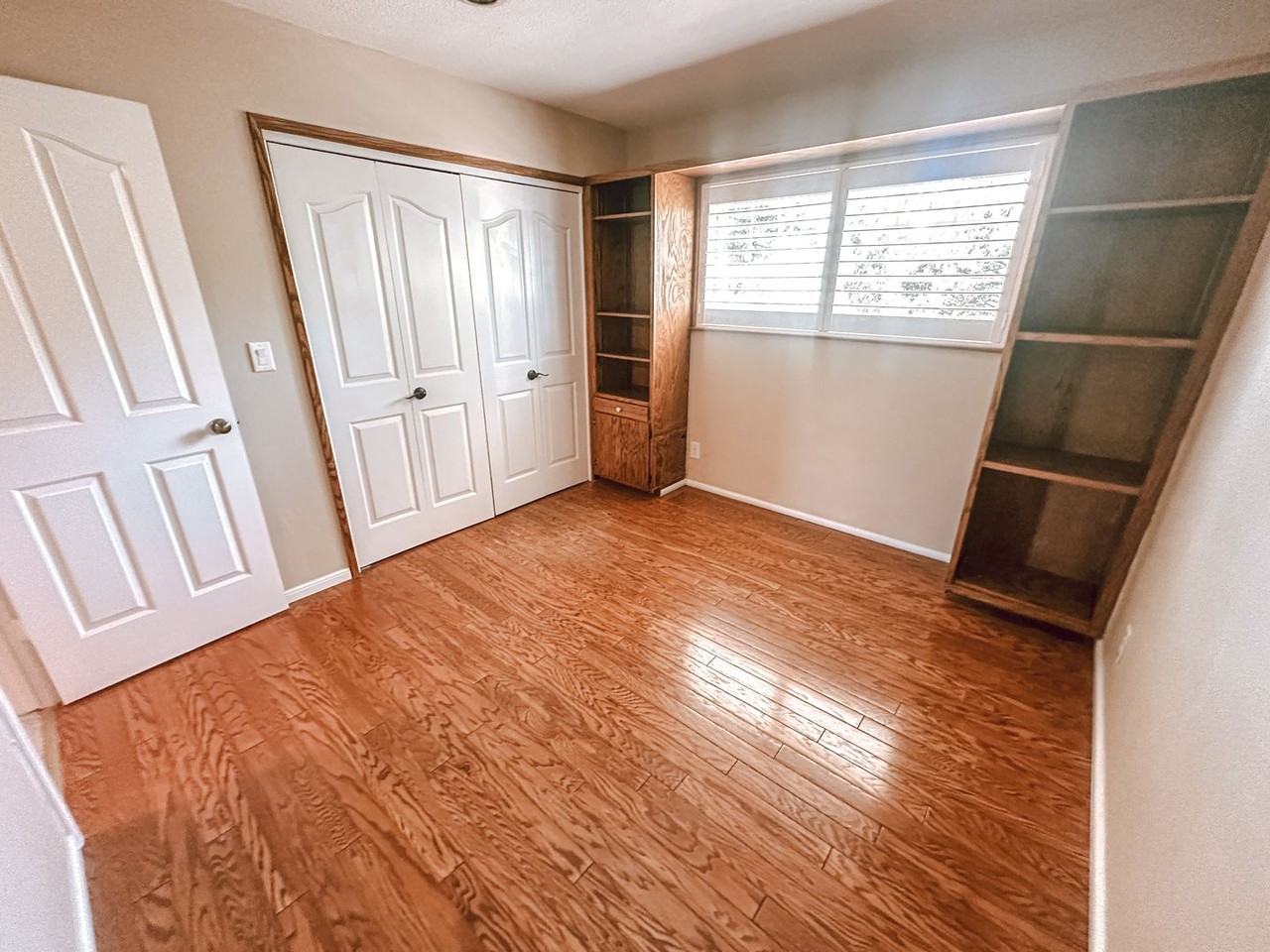 870 Saturn Way - Photo 7 of 18