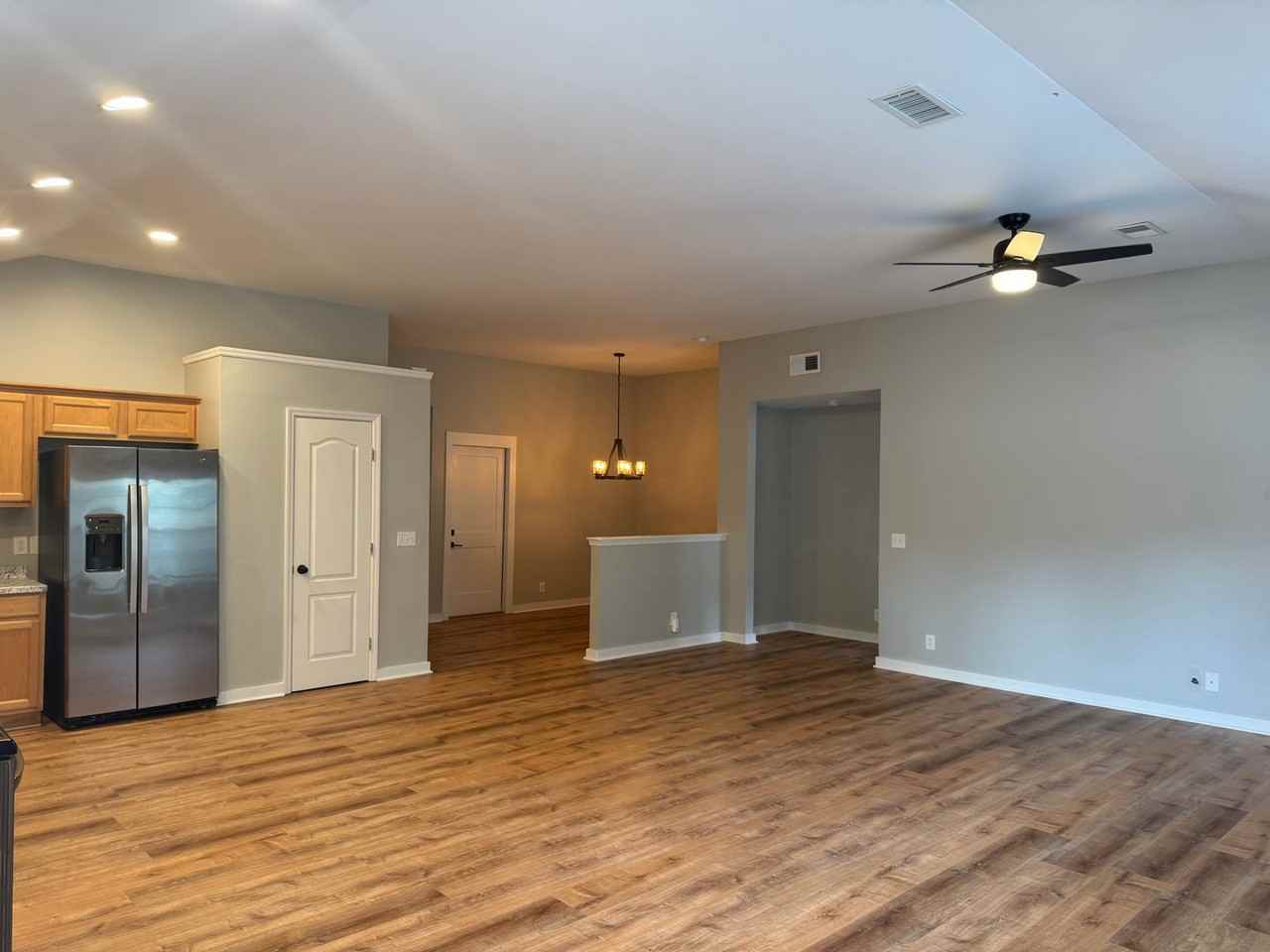 2173 Spring Hill Circle - Photo 5 of 26