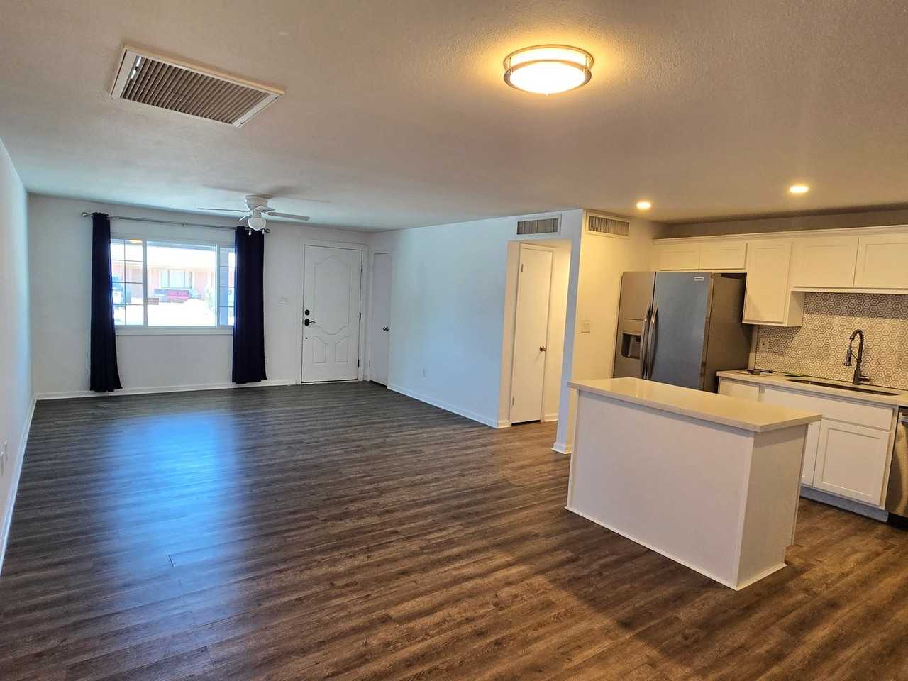 3801 E Capitan Dreyfus Ave - Photo 5 of 28