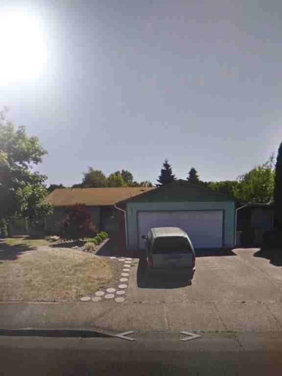 2739 S 9th St - Photo 3 of 25