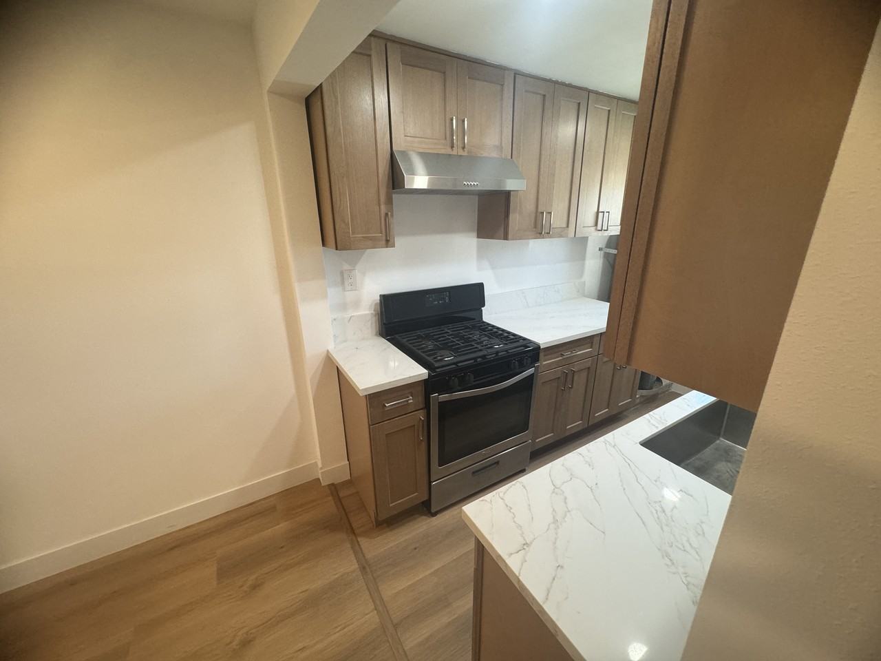 516 West 109th Street - Photo 5 of 15