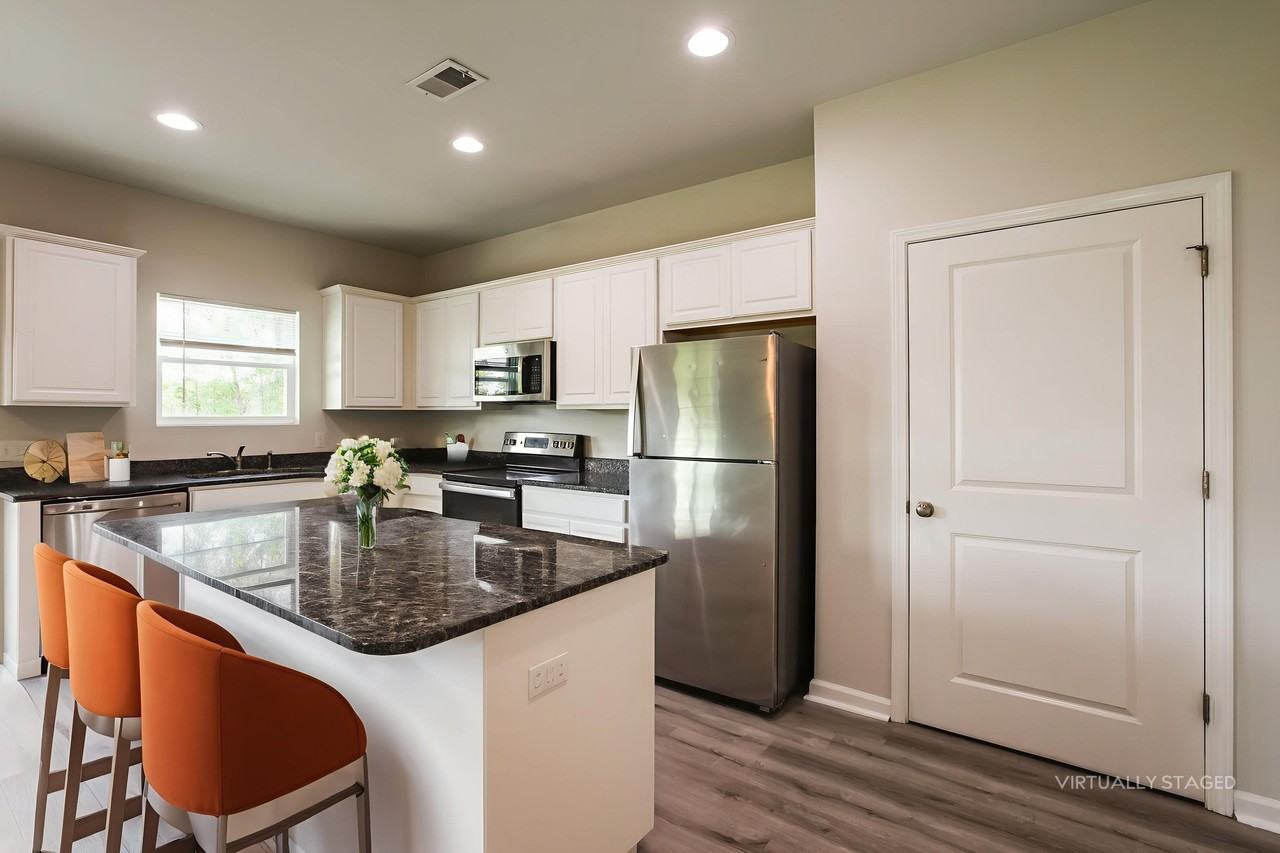 88 Enclave Way NE - Photo 3 of 16