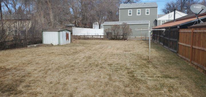 1107 Howard Ave - Photo 4 of 5