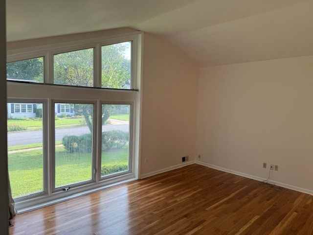 8532 Pepperdine Dr - Photo 3 of 24