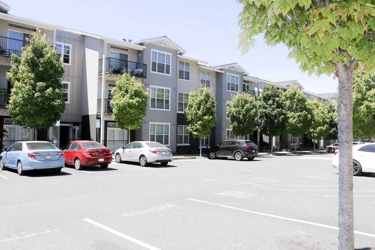 The Meadows at Fountaingrove - Photo 3 of 32