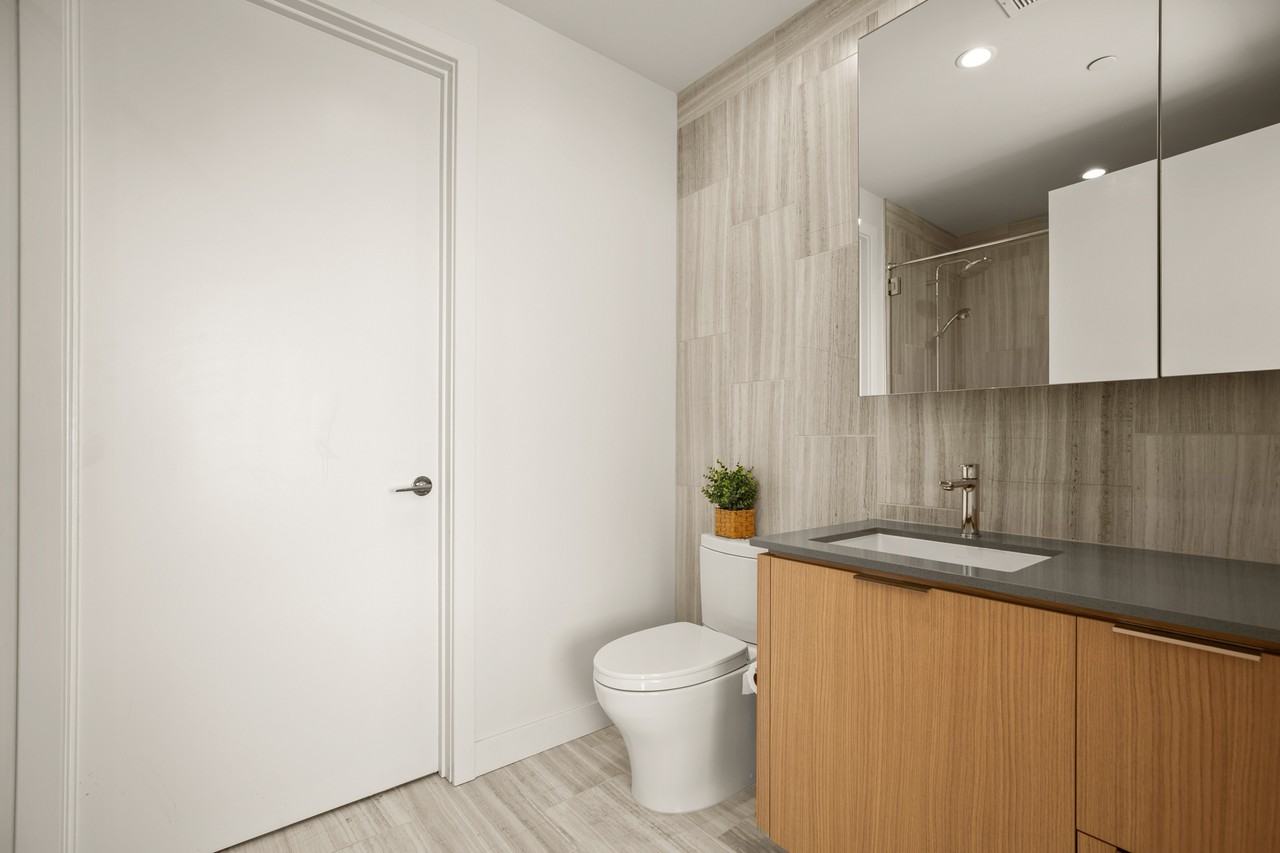 44 East Ave #1508 - Photo 4 of 32