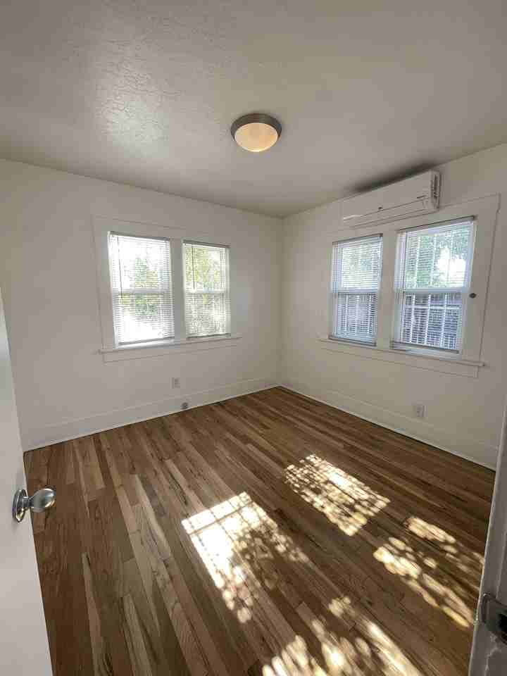 407 Harvard Dr Se #407 - Photo 3 of 29