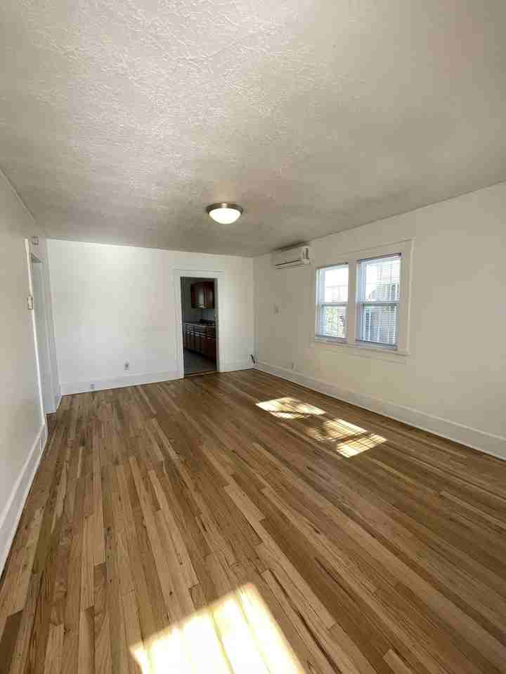 407 Harvard Dr Se #407 - Photo 4 of 29