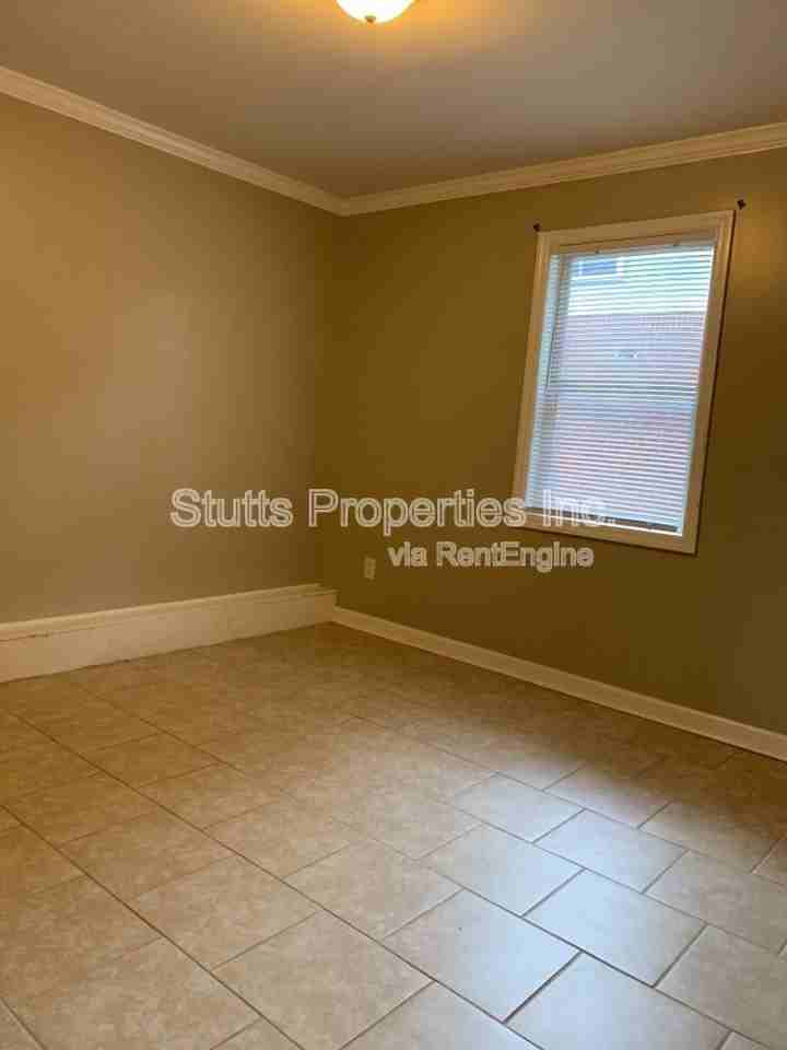 414 Hermitage Dr #3 - Photo 7 of 8