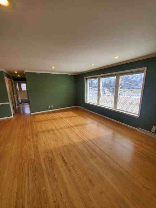 8862 North Malibu Drive - Photo 3 of 25