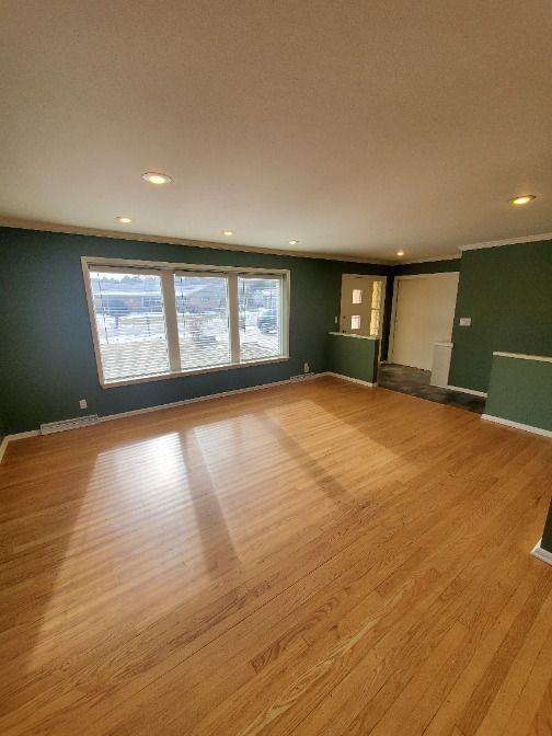 8862 North Malibu Drive - Photo 2 of 25