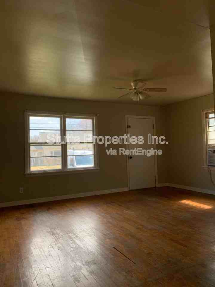 1027 Bellemeade Ave - Photo 2 of 7