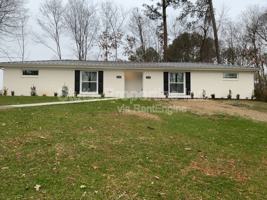 featured image of 625 Rivermont Rd