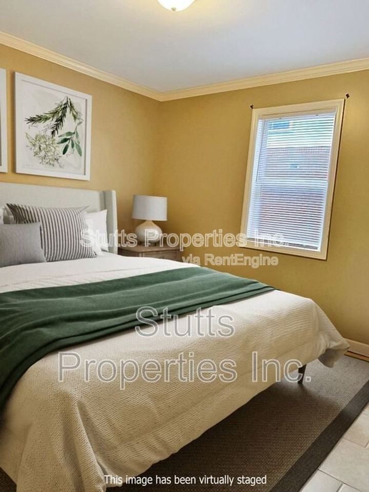 414 Hermitage Dr #5 - Photo 2 of 7