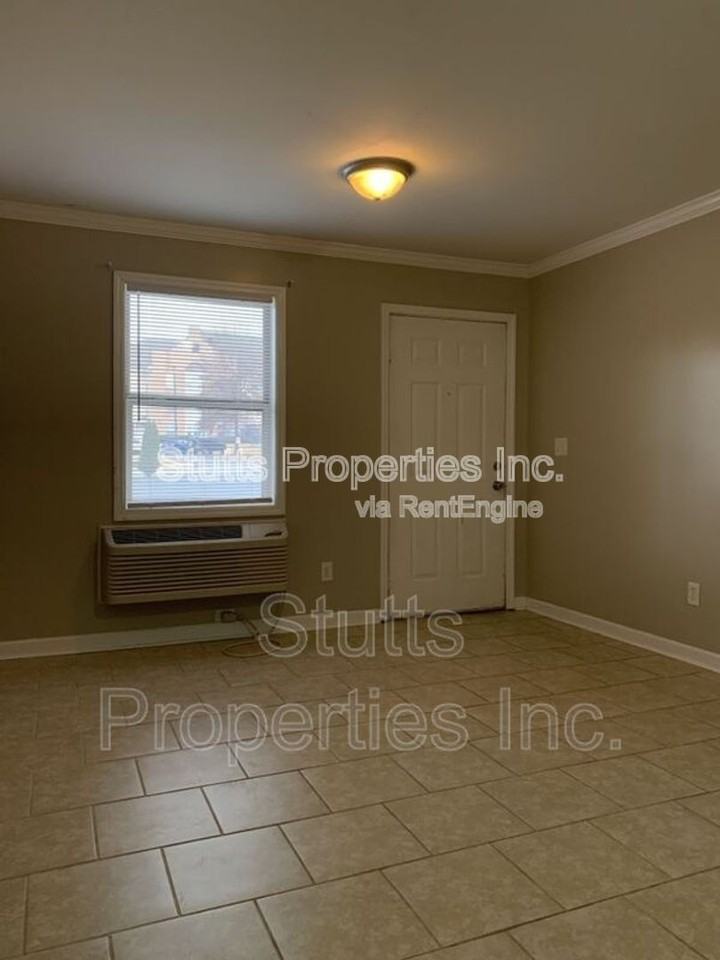 414 Hermitage Dr #5 - Photo 7 of 7