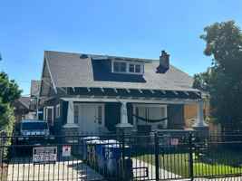 featured image of 1380 W 30th St