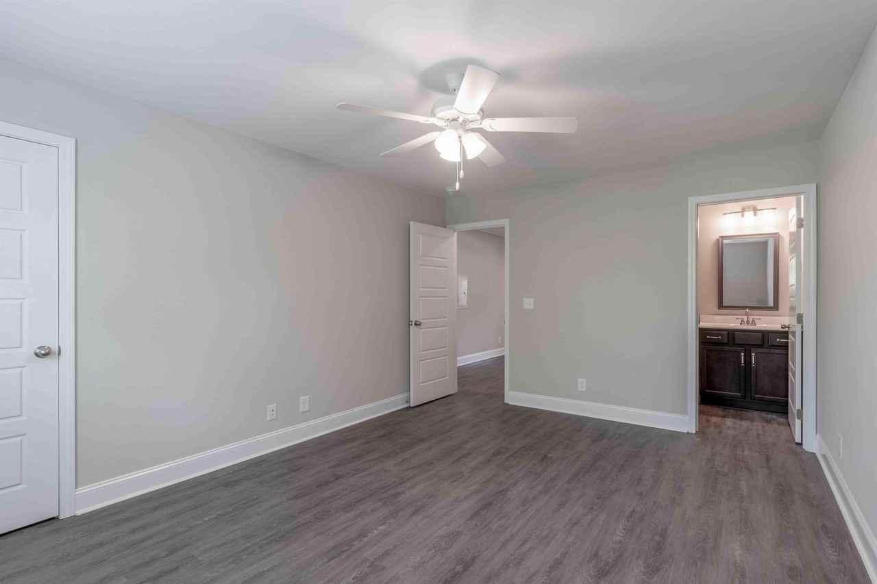 275 Smithson Ln #B - Photo 4 of 13