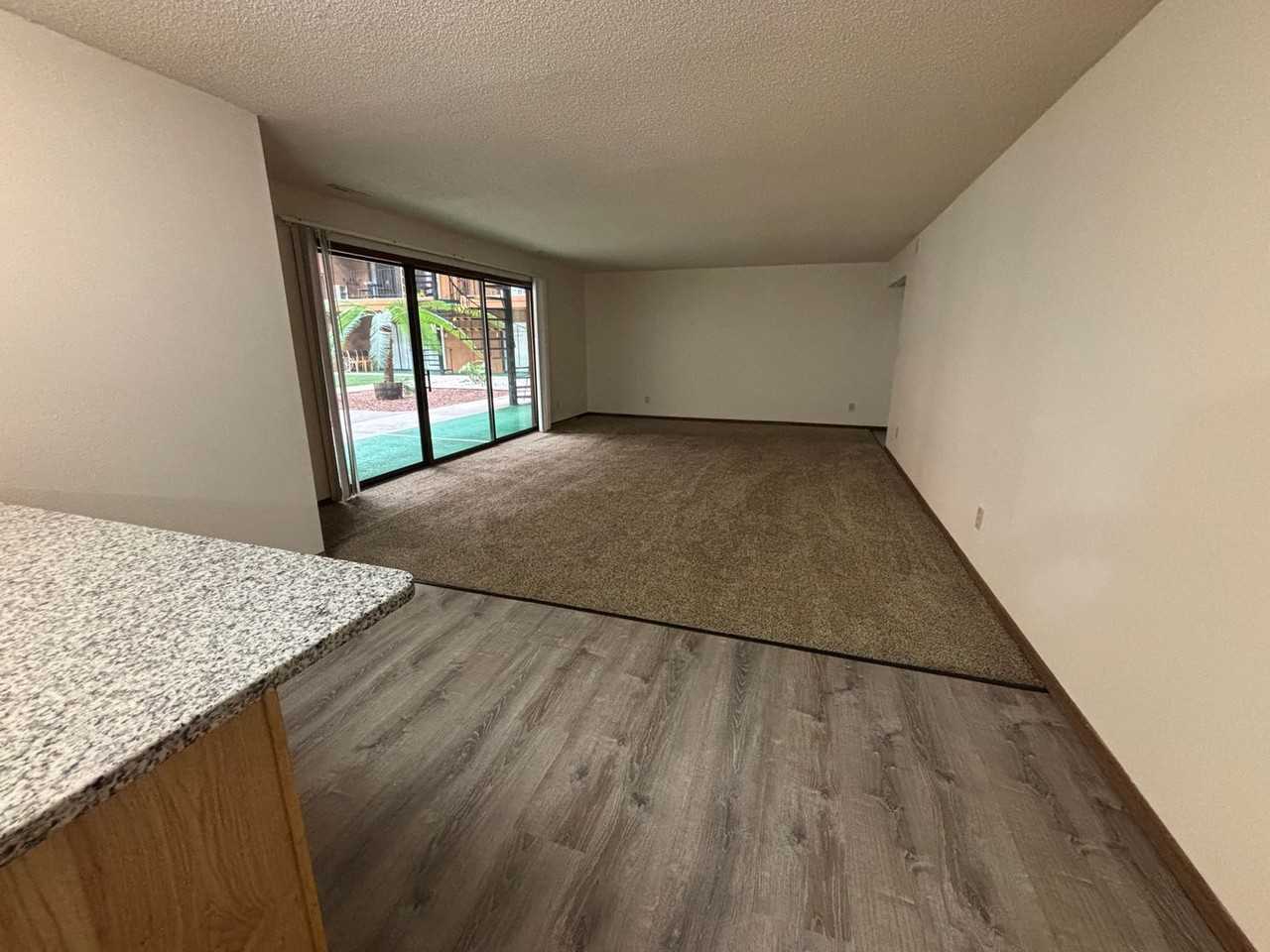 825 Partridge St - Photo 2 of 17
