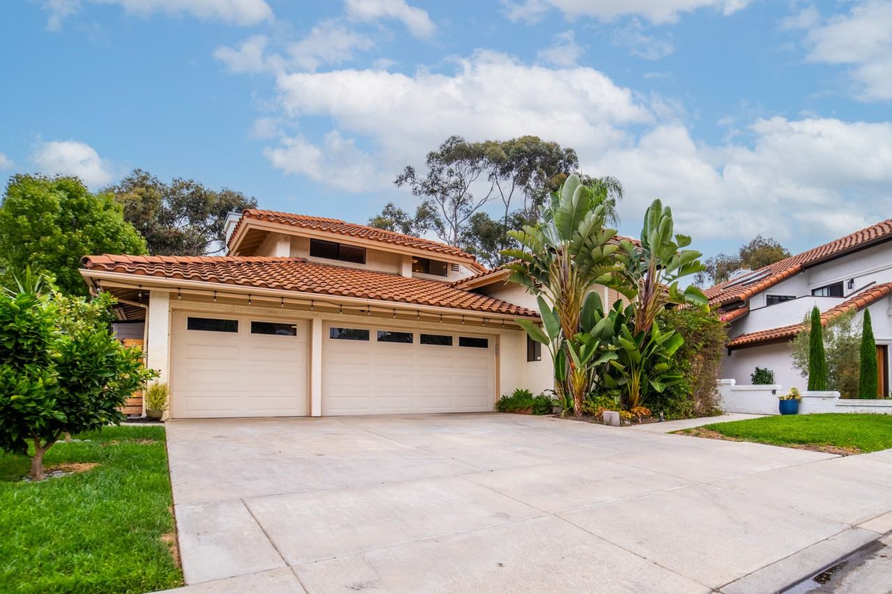 359 Via Andalusia - Photo 5 of 20