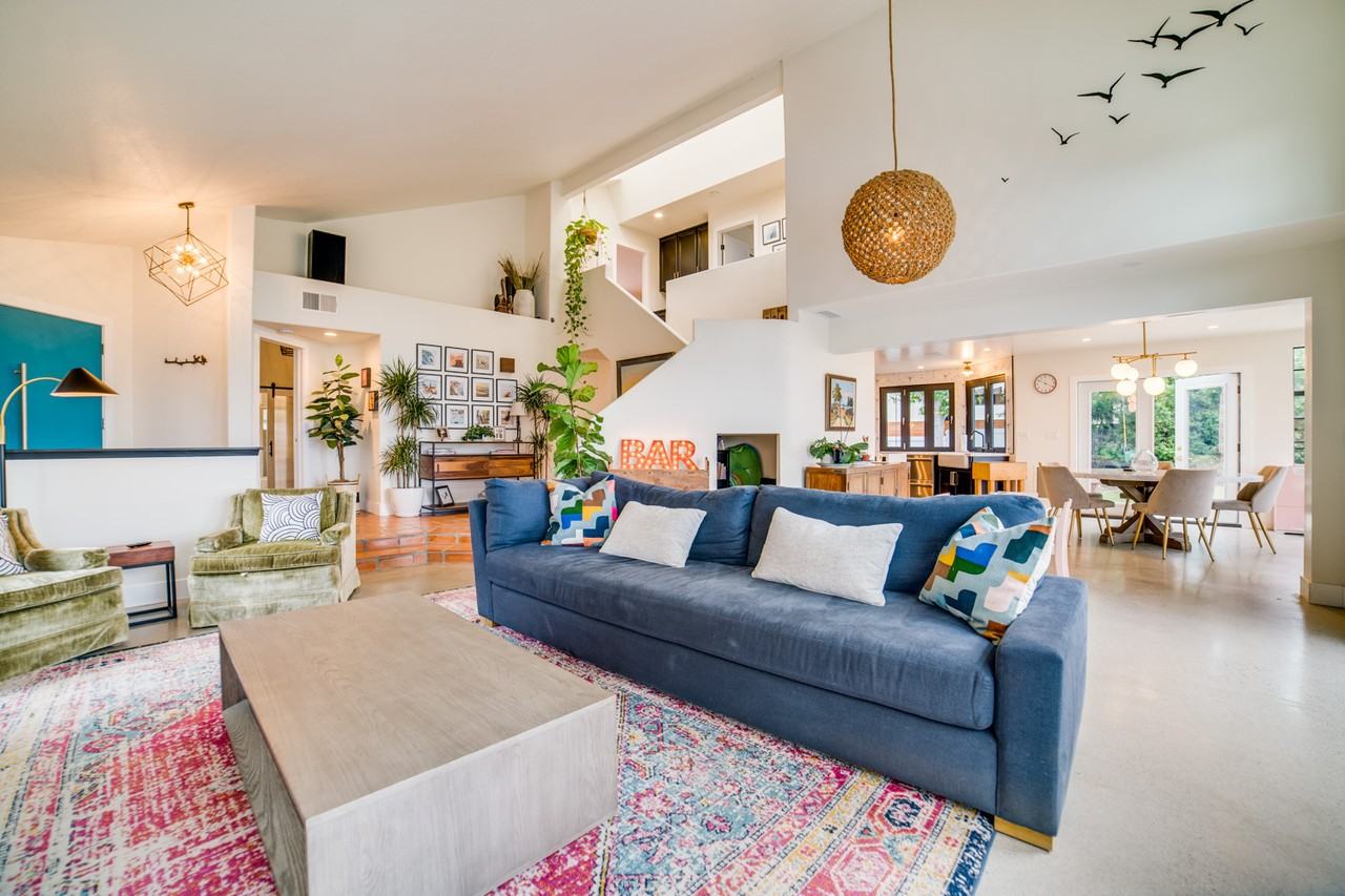 359 Via Andalusia - Photo 2 of 20