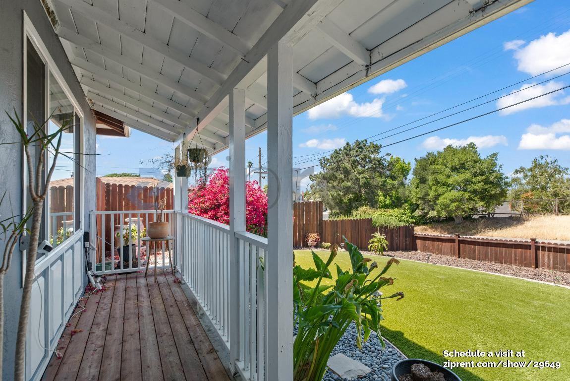 2815 Draper St - Photo 5 of 29