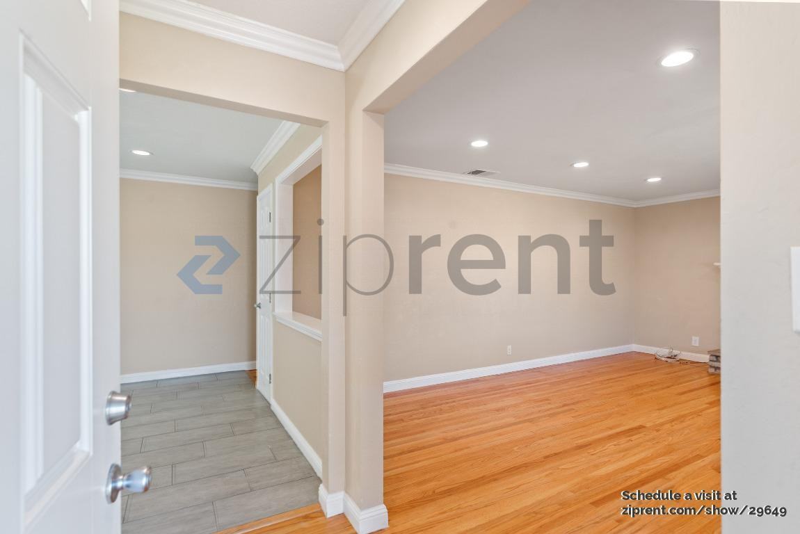 2815 Draper St - Photo 6 of 29