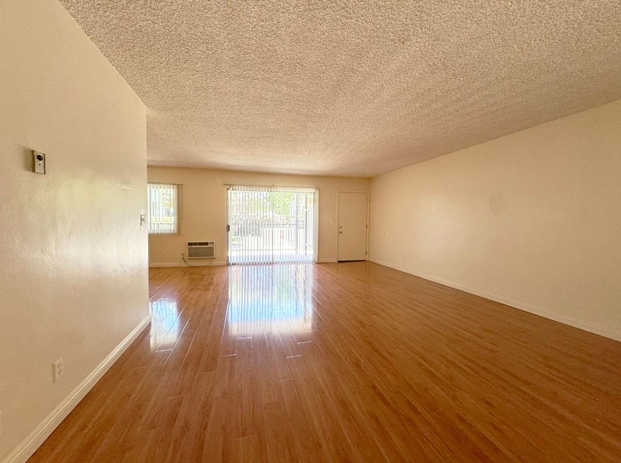 852Fair - Photo 3 of 13