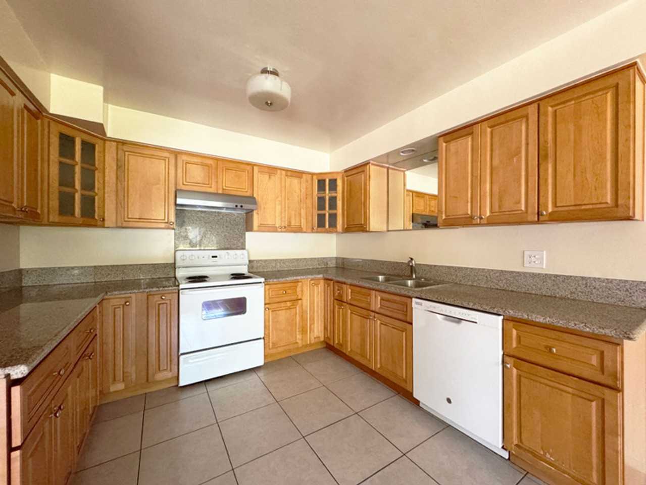 852Fair - Photo 5 of 13