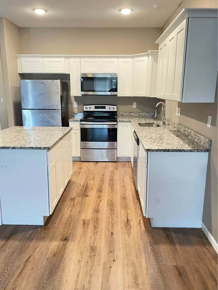 300 E Ford St #1 - Photo 6 of 18