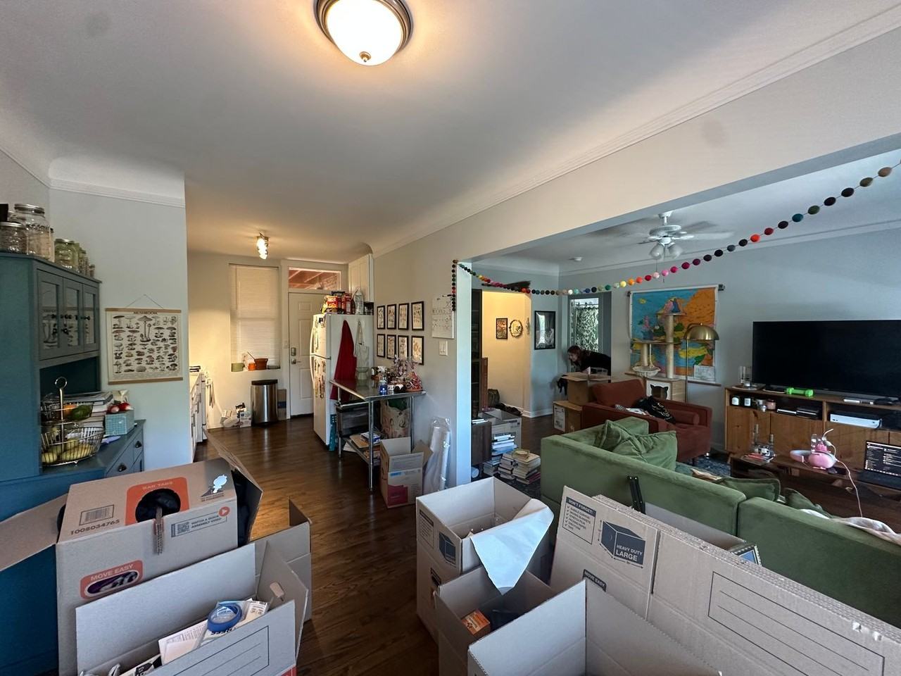 7033 North Glenwood Avenue #2N - Photo 2 of 6