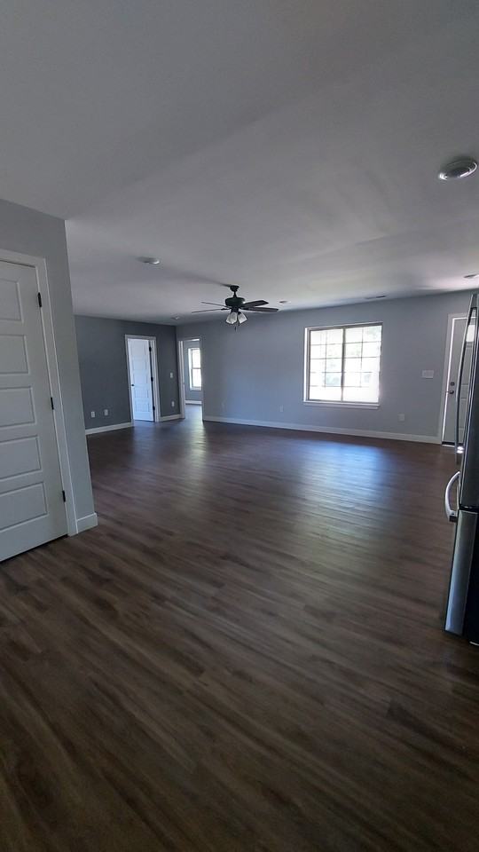 715 S Muldrow St #NA - Photo 3 of 13